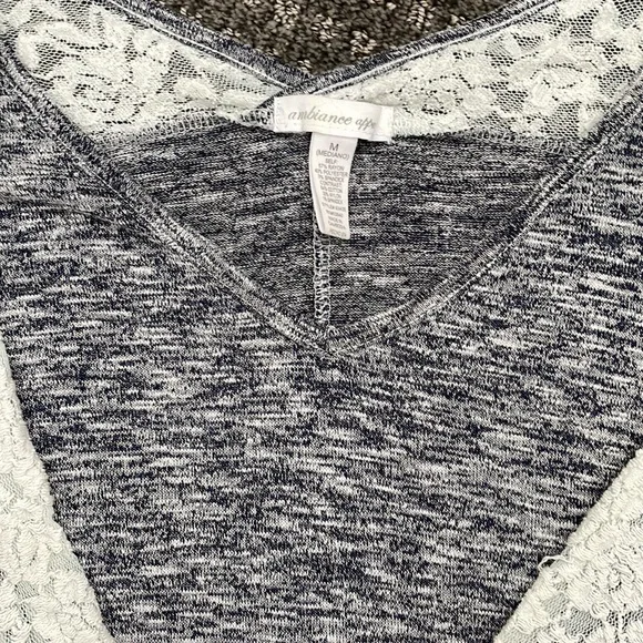 Top - Picture 5 of 6